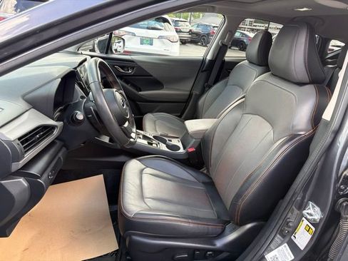 Used 2024 Subaru Crosstrek 2.5i Limited AWD/4WD image 12