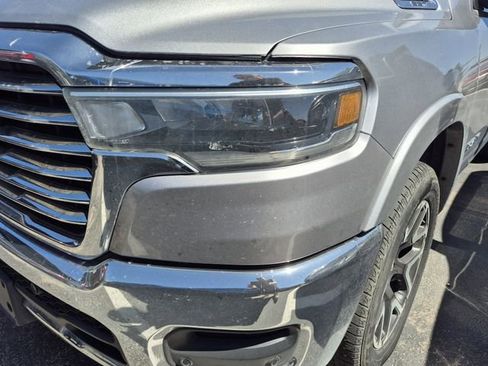 Used 2025 RAM 1500 Laramie AWD/4WD image 4