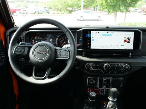 New 2025 Jeep Wrangler Unlimited Rubicon image 16