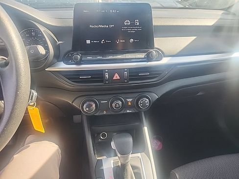 Certified 2023 Kia Forte LXS w/ LXS Technology Package FWD image 23