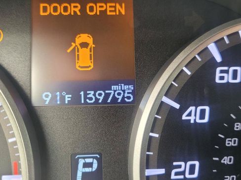 Used 2014 Acura RDX AWD image 17