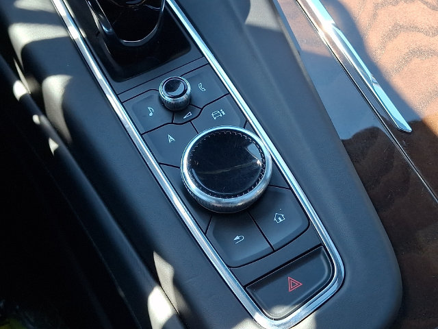 Used 2024 Cadillac Escalade Sport Platinum AWD/4WD image 24