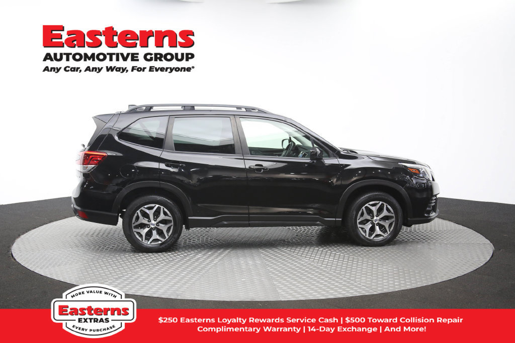 Used 2022 Subaru Forester Premium AWD/4WD image 49