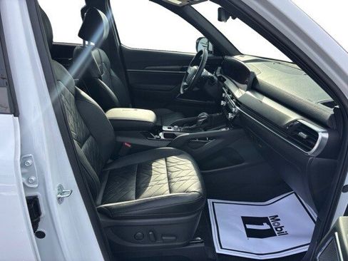 Certified 2025 Kia Telluride SX Prestige X-Line image 11