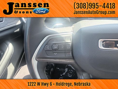 Used 2024 Jeep Grand Cherokee Limited 4xe AWD/4WD image 20