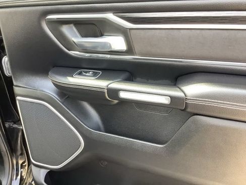 Used 2023 RAM 1500 Laramie AWD/4WD image 19