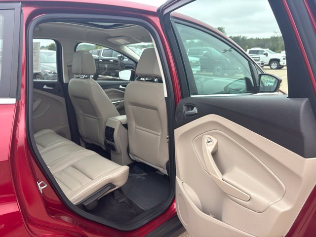 Used 2017 Ford C-MAX Titanium w/ Equipment Group 301A FWD image 39