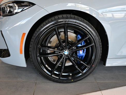 Used 2023 BMW 330i xDrive Sedan w/ M Sport Package AWD/4WD image 43