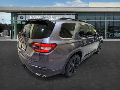 Used 2025 Honda Pilot Black Edition image 7