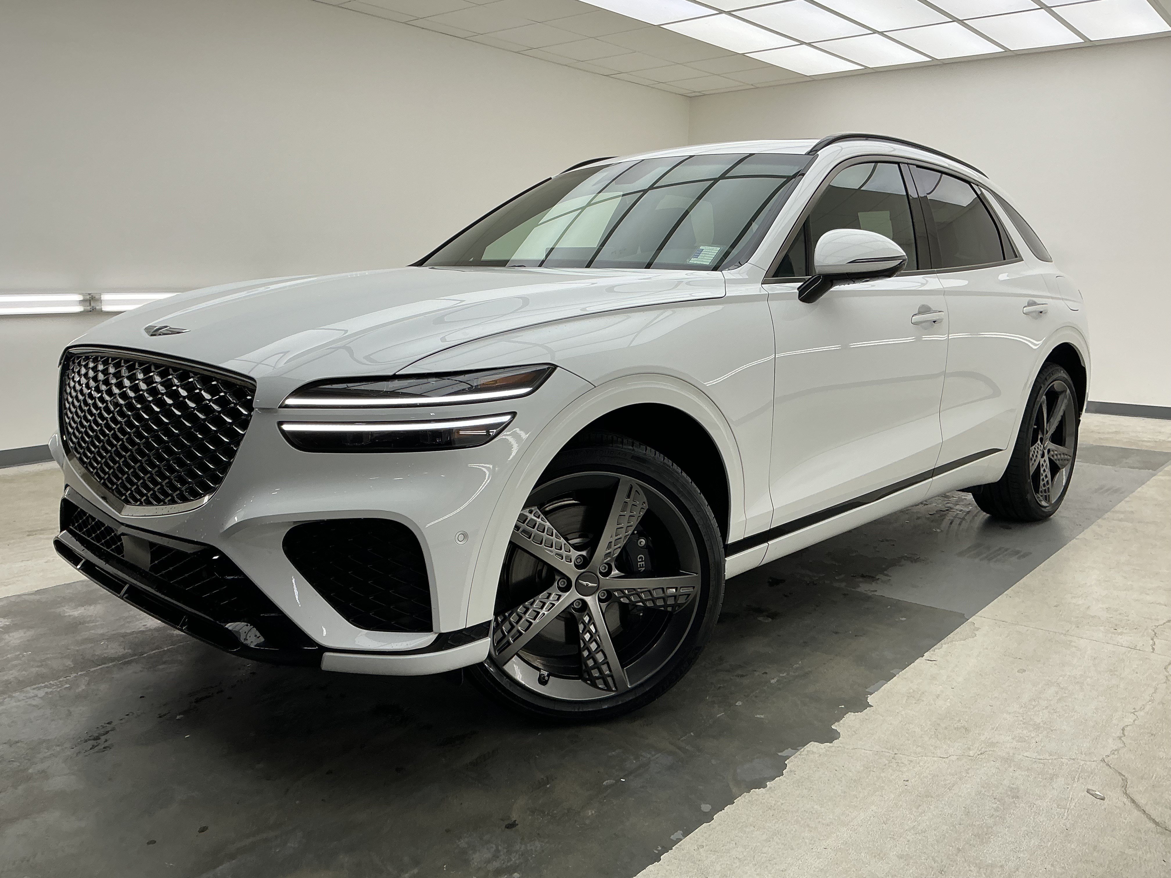 Certified 2024 Genesis GV70 3.5T Sport w/ Sport Advanced Package AWD/4WD image 1
