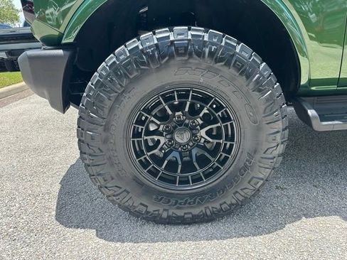 Certified 2025 Ford Bronco Outer Banks AWD/4WD image 30