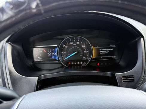 Used 2017 Ford Explorer Limited w/ Equipment Group 301A FWD image 28