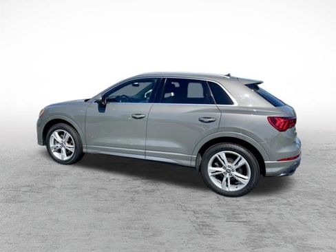 Used 2020 Audi Q3 2.0T Premium w/ Convenience Package AWD/4WD image 5