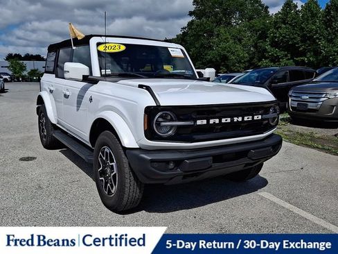 Certified 2023 Ford Bronco Outer Banks AWD/4WD image 2