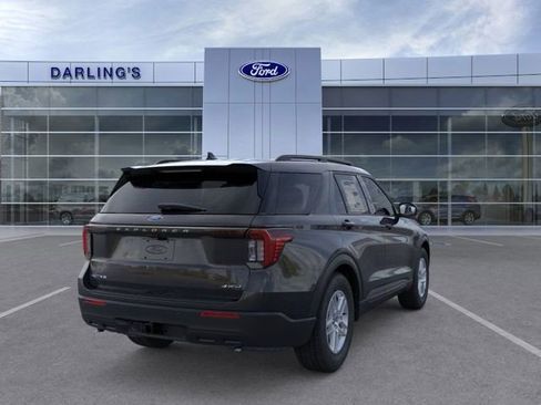 New 2026 Ford Explorer Active image 8
