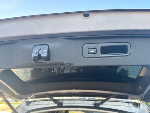 Used 2023 Honda Pilot EX-L image 29