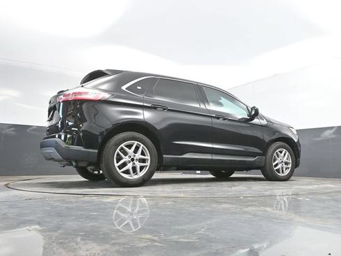 Used 2024 Ford Edge SEL AWD/4WD image 45