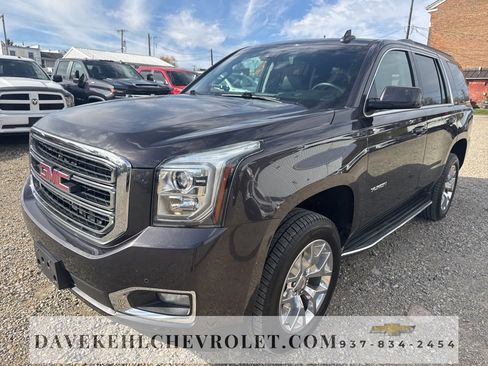 Used 2017 GMC Yukon SLT image 1