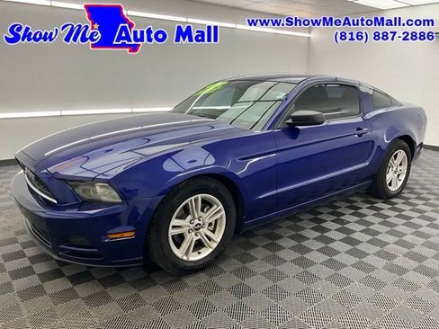 Used 2014 Ford Mustang Coupe RWD image 1