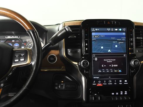 Used 2022 RAM 2500 Limited image 15