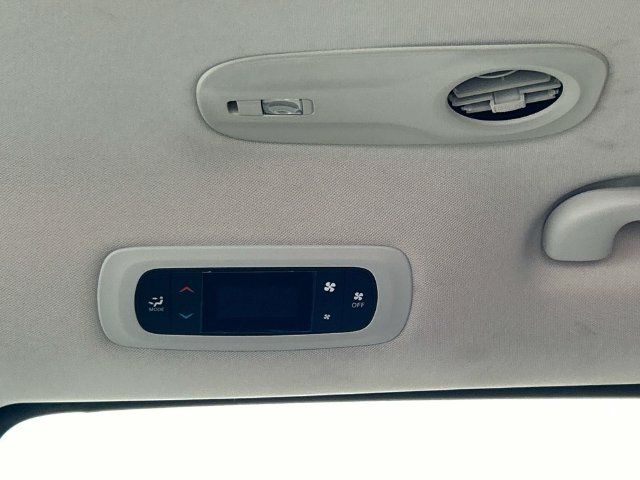 Used 2017 Chrysler Pacifica LX FWD image 20