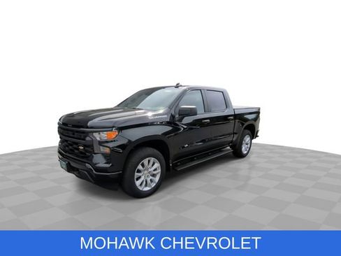 Used 2025 Chevrolet Silverado 1500 Custom AWD/4WD image 4