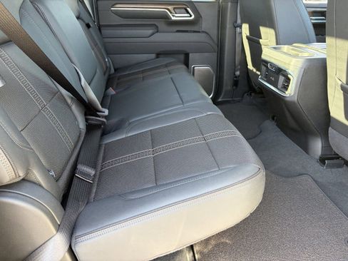 Certified 2025 Chevrolet Silverado 3500 High Country AWD/4WD image 14