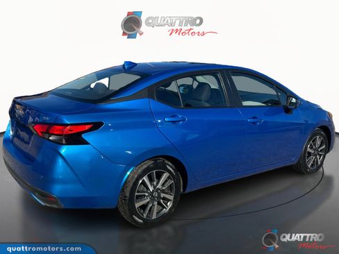 Used 2021 Nissan Versa SV image 6