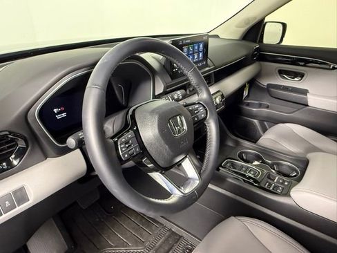Used 2025 Honda Pilot EX-L image 14