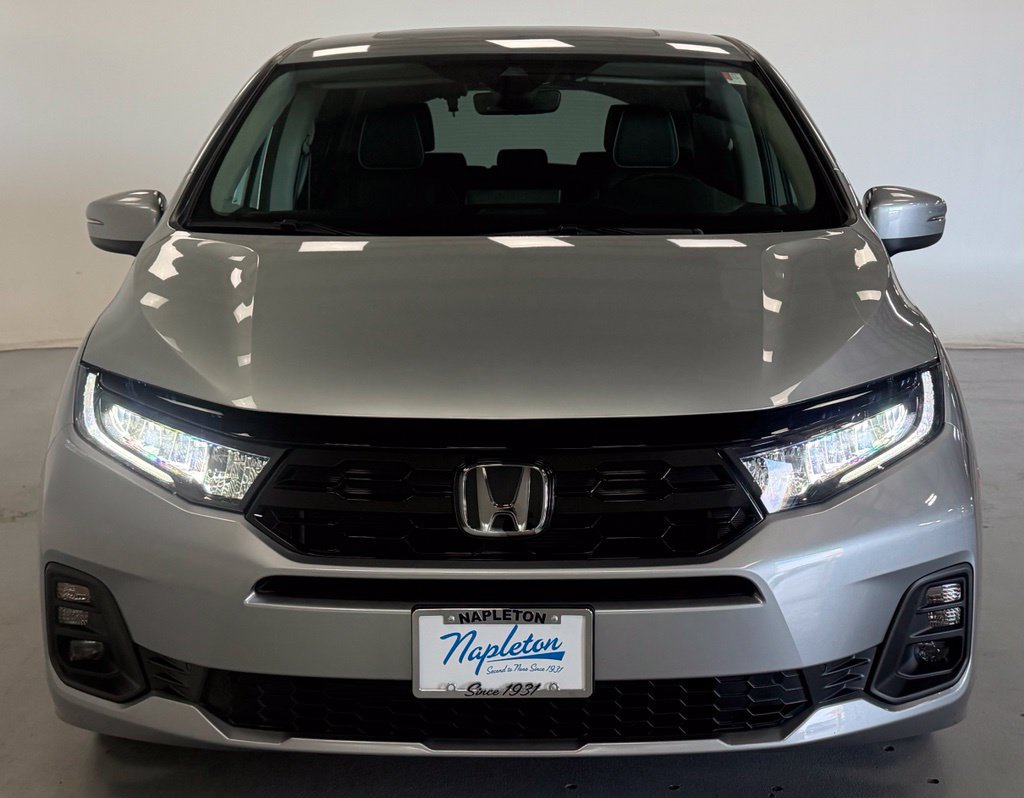 Used 2025 Honda Odyssey Touring image 7