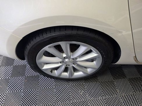 Used 2013 Buick Verano FWD image 29