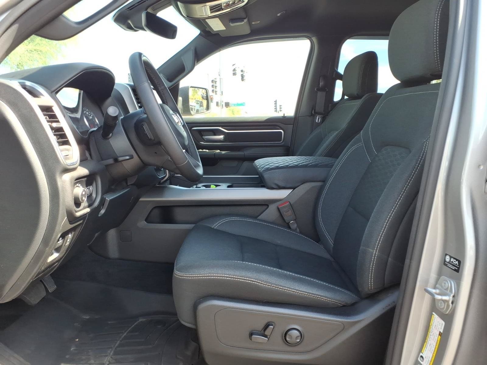 Used 2025 RAM 1500 Big Horn AWD/4WD image 19
