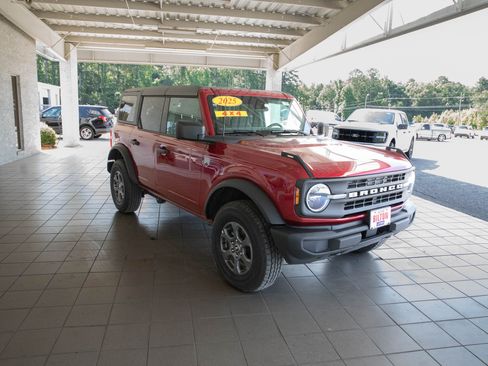 Used 2025 Ford Bronco Big Bend AWD/4WD image 5