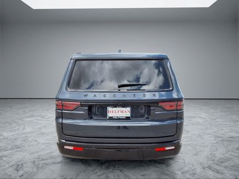 Used 2023 Jeep Wagoneer Series II AWD/4WD image 6