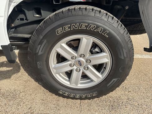 Used 2023 Ford F150 XLT w/ Trailer Tow Package image 5