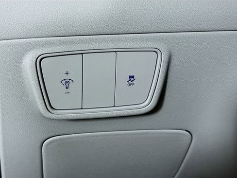 Certified 2023 Hyundai Tucson SE image 19