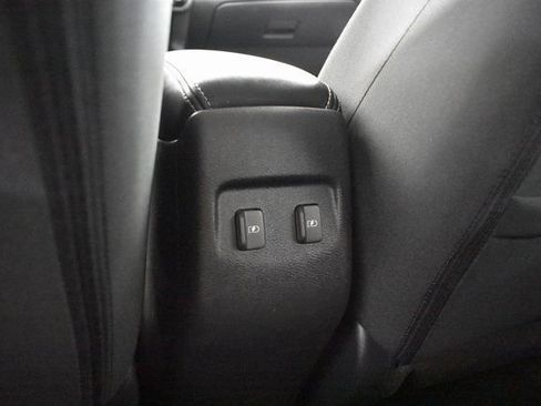 Used 2021 Nissan Kicks SV image 25