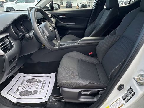 Used 2021 Toyota C-HR LE image 10