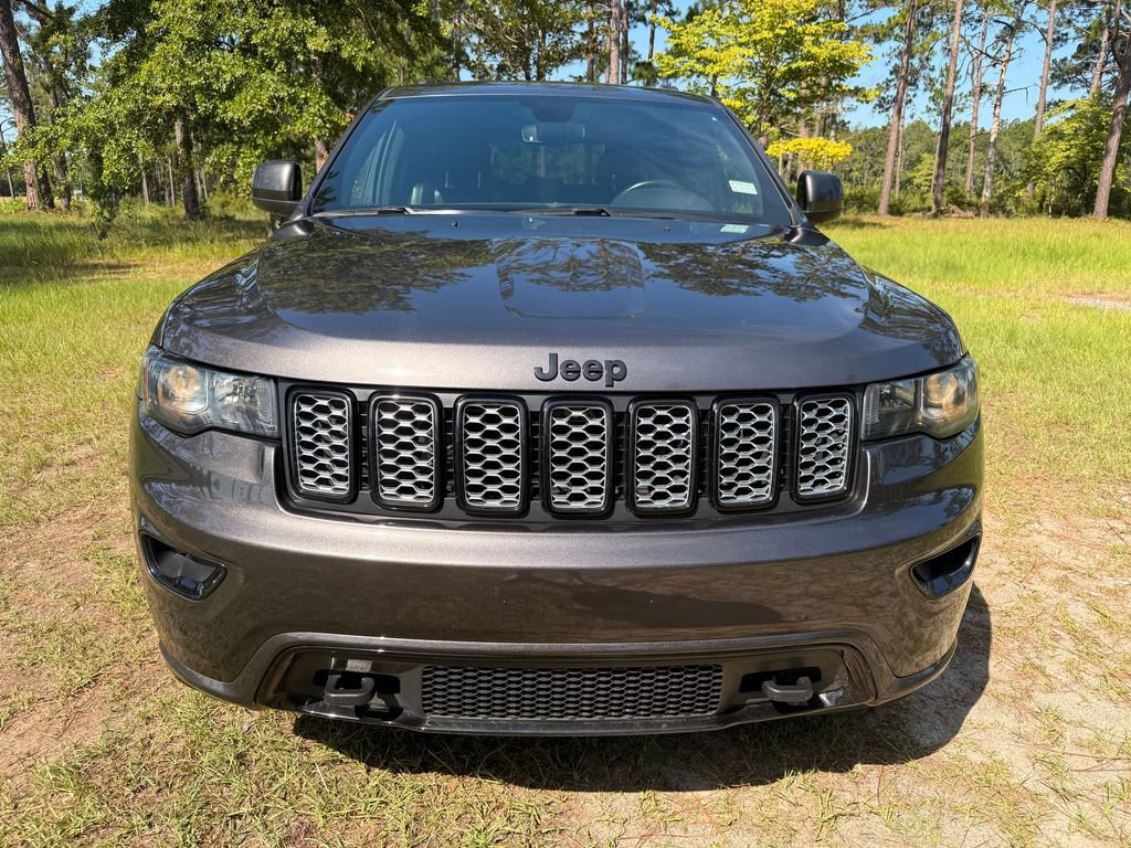 Used 2021 Jeep Grand Cherokee Altitude AWD/4WD image 8