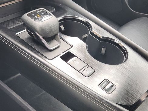 Used 2023 Nissan Rogue SL w/ SL Premium Package FWD image 19