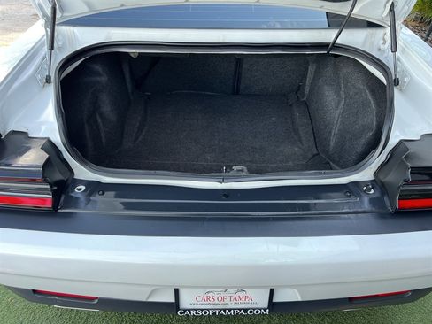 Used 2018 Dodge Challenger SXT image 22