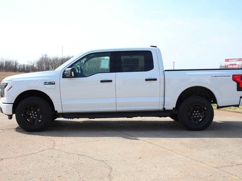 New 2025 Ford F150 Lightning XLT image 6