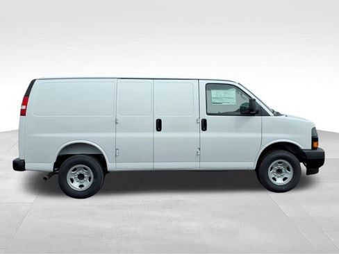 New 2026 Chevrolet Express 2500 w/ Driver Convenience Package RWD image 2