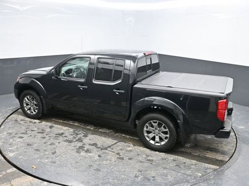 Used 2020 Nissan Frontier SV image 18