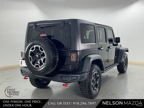 Used 2017 Jeep Wrangler Unlimited Rubicon image 6