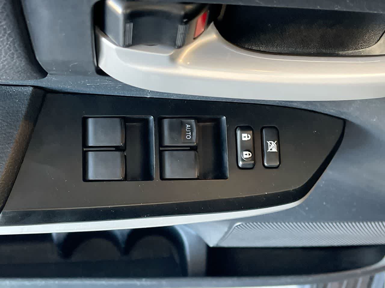 Used 2019 Toyota Tundra SR5 AWD/4WD image 13