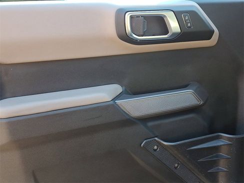 Certified 2022 Ford Bronco Wildtrak image 13