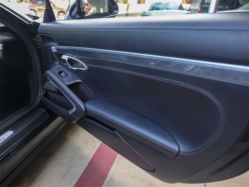 Certified 2015 Porsche 911 Turbo image 32