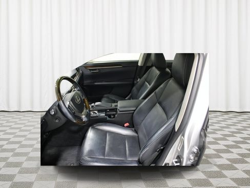 Used 2015 Lexus ES 350 w/ Luxury Package FWD image 3
