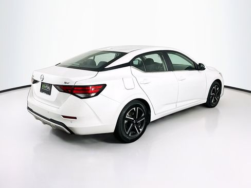 Used 2024 Nissan Sentra SV image 9
